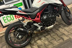 Honda hornet 750