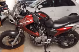 Honda Transalp 700