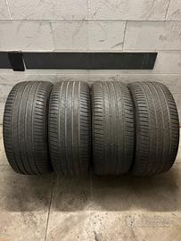 Gomme 255/40/29