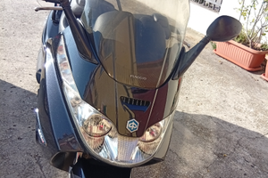 Piaggio X8 I. E