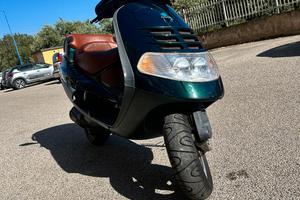 Hexagon 125