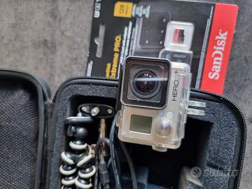 GoPro Hero3+ con accesori 
