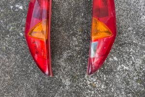 fanali posteriori e anteriore per fiat punto