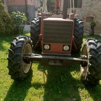 Trattore fiat 880 dt