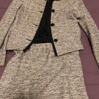 Completo abito e giacca modello chanel