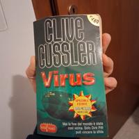 Clive Cussler - Virus - SuperPocket 2002 Piemme.