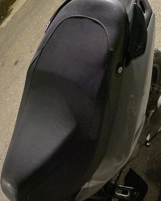 Sella sr motard/piaggio typhoon