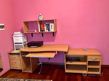 Sctivania con cassettiera