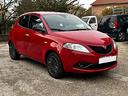 lancia-ypsilon-1-2-69-cv-5-porte-s-s-gold-neopat