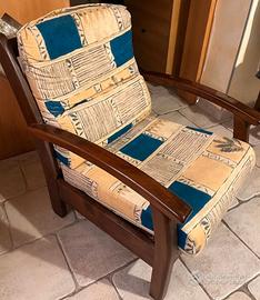 Poltrona in legno 