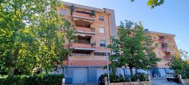 Appartamento con garage a collevario