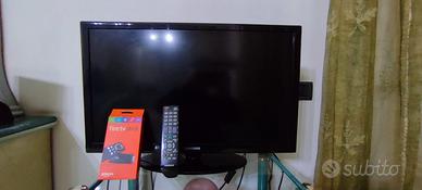 TV SAMSUNG + FIRE STICK TV + DIGITALE DVBT-2