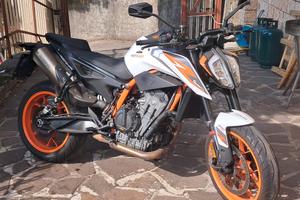 Ktm Duke 890