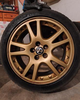 Set 4 cerchi un lega 17" originali Subaru con gomm