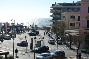 A SETTEMBRE centralissima VISTA MARE