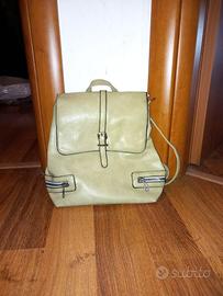 Zaino donna verde salvia elegante in similpelle