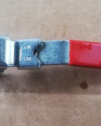 LEVA ACCIAIO PIATTA  LUCCHETTABILE ROSSA 13CM 