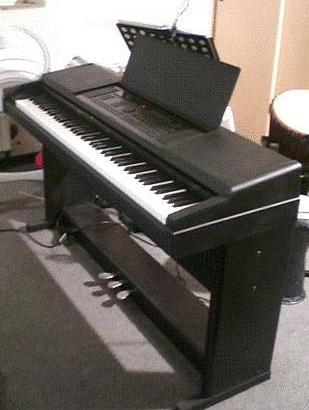 GEM WS400 Piano workstation