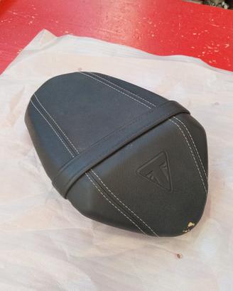 sellino passeggero triumph street triple 765 rs or