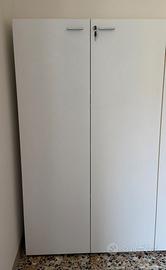 Armadio contenitore bianco