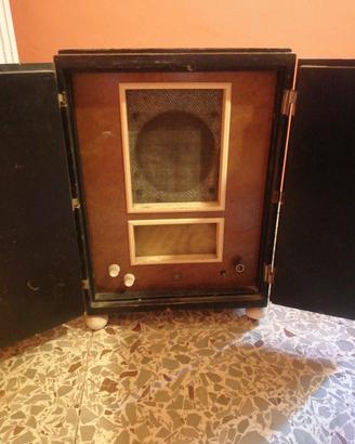 UNDA  radio a valvole 