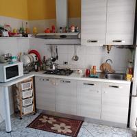 cucina completa di tutto