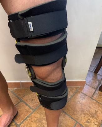 Tutore post operatorio ginocchio