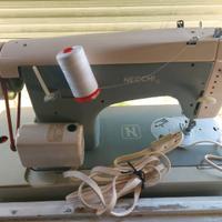 Macchina da cucire necchi 