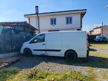 FIAT SCUDO 2.0 PER RICAMBI INTERO DEMOLITO