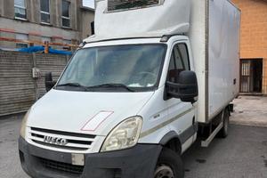 Iveco daily 65C15 cella frigo trasporto carni