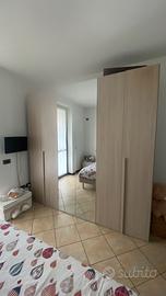 Armadio 6 ante battenti con specchio