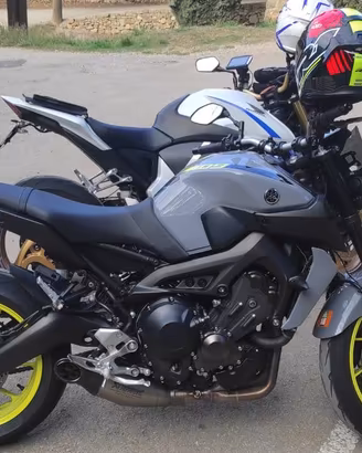 Veno MT 09 anno 2017 scarico completo akrapovic