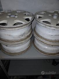 Cerchi in lega R14 Fiat