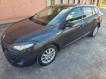 Renault Megane Mégane 1.6 SporTour Wave