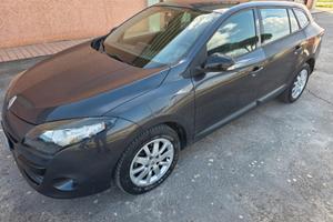 Renault Megane Mégane 1.6 SporTour Wave