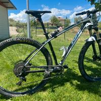 Mtb KTM peak in carbonio ruote 29