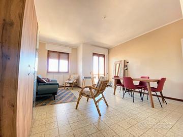 Appartamento arredato 2 letto,Box e posto auto