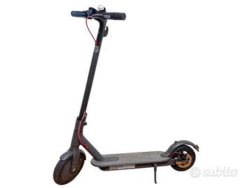 Monopattino scooter Xiaomi M365