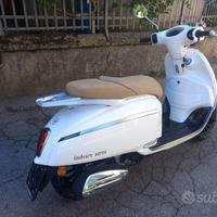 PROMO SCOOTER KEEWAY ISKIA 125cc BIANCO