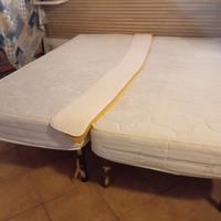 2 materassi singoli, con reti ortopediche