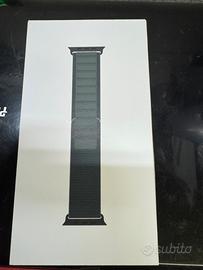 Cinturino Apple Watch Alpine loop black titanium S