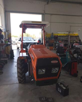 Trattore Goldoni motore  VM 45 CV