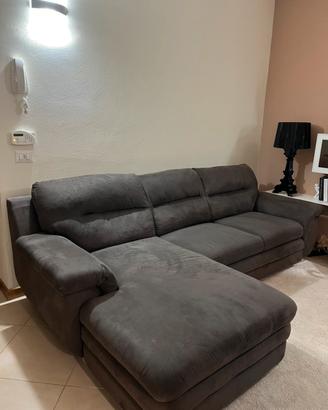 Divano angolare con chaise longue