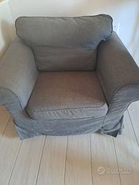 poltrona Ektorp grigio scuro