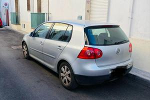 Golf 5 a pezzi di ricambio