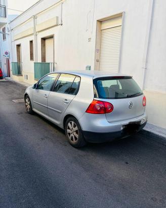 Golf 5 a pezzi di ricambio