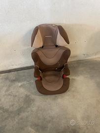 Seggiolino per auto