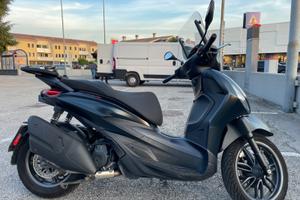 Piaggio Beverly 400 - 2021