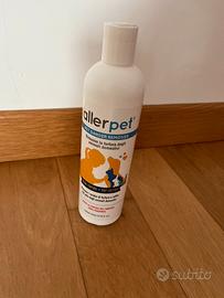 Soluzione per la cura dei peli degli animali