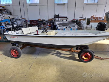 Boston whaler 13 con motore 25hp mercury